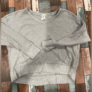 Offline aerie long sleeve gray v neck top size medium